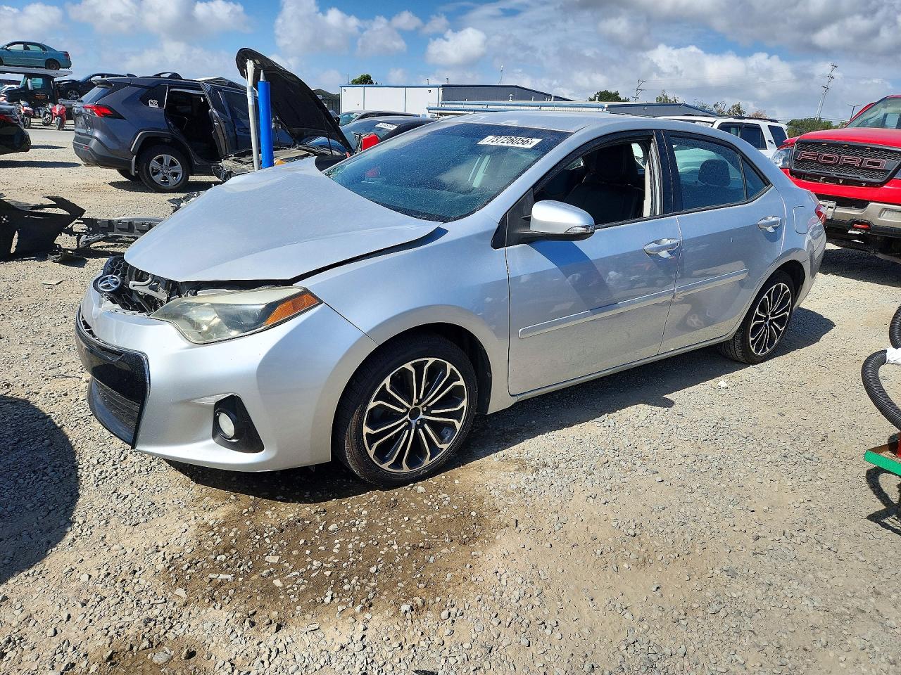 2014 TOYOTA COROLLA L/LE — Front 3/4