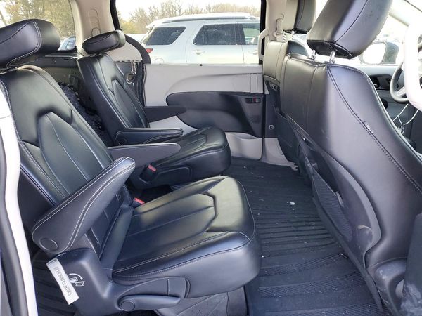 2023 CHRYSLER PACIFICA