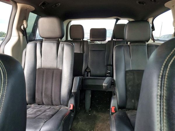 2017 DODGE GRAND CARAVAN SXT — SUVN