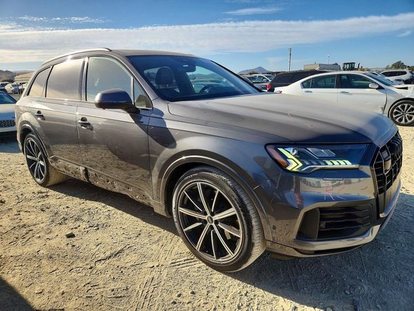 2021 AUDI Q7 quattro Prestige — Passenger 3/4