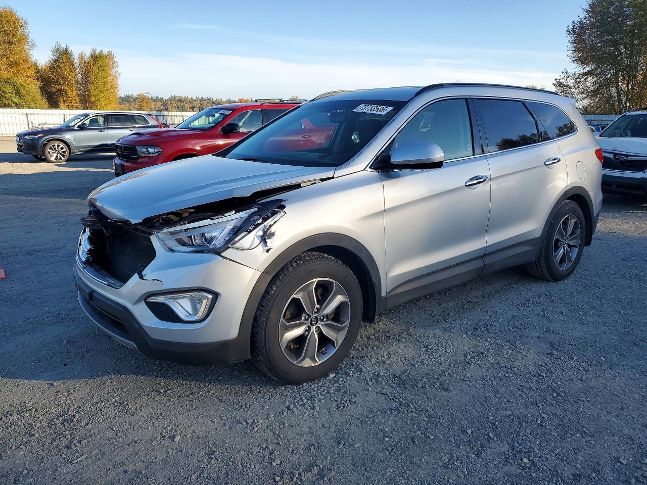 2014 HYUNDAI SANTA FE GL — Front 3/4
