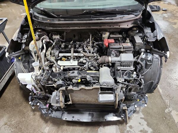 2024 NISSAN KICKS SR — Engine bay