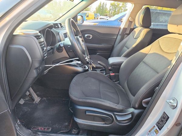 2016 KIA SOUL Plus — DENT