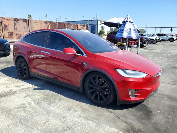 2019 TESLA MODEL X — Passenger 3/4