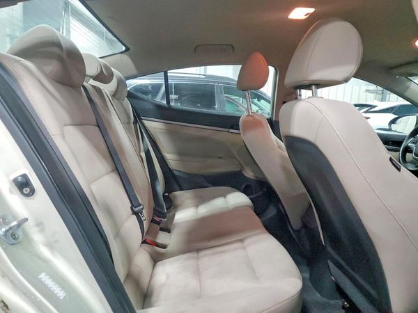 2017 HYUNDAI ELANTRA