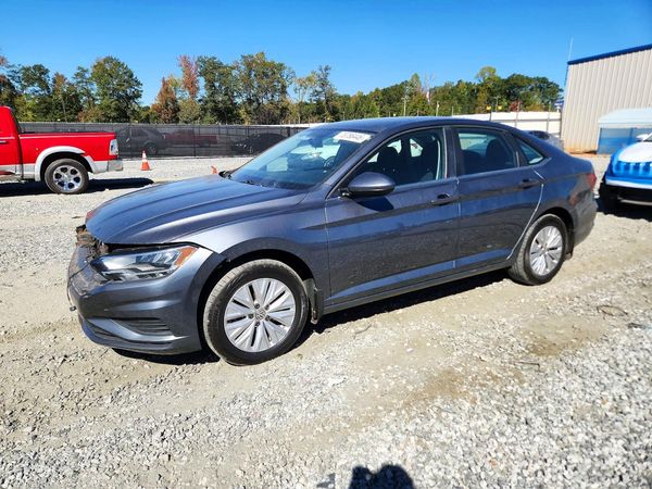 2020 VOLKSWAGEN JETTA S, SE, R-Line — Front 3/4