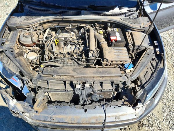 2020 VOLKSWAGEN JETTA S, SE, R-Line — Engine bay