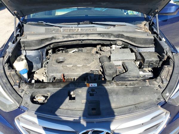 2018 HYUNDAI SANTA FE Sport Base — Engine bay