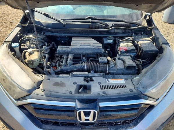 2020 HONDA CR-V EX — Engine bay