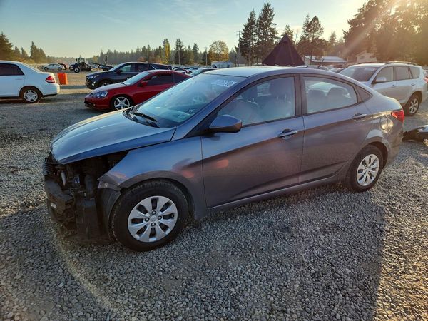 2017 HYUNDAI ACCENT SE Base — Front 3/4
