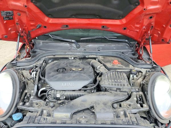 2015 MINI COOPER — Engine bay