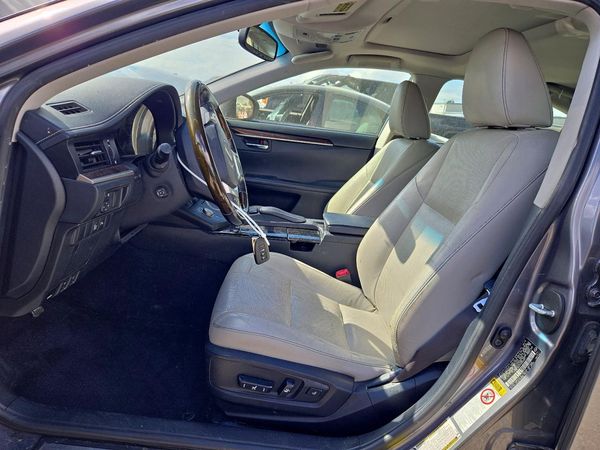 2015 LEXUS ES 350 — DENT