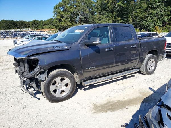 2019 RAM 1500 Big Horn/Lonestar — Front 3/4