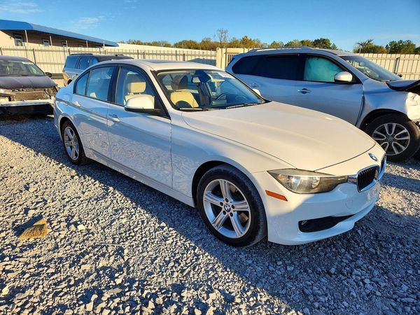 2015 BMW 320 SA — Passenger 3/4