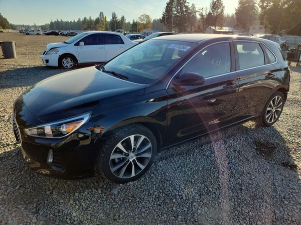 2018 HYUNDAI ELANTRA Elantra GT — Front 3/4