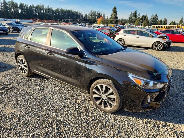 2018 HYUNDAI ELANTRA Elantra GT — Passenger 3/4