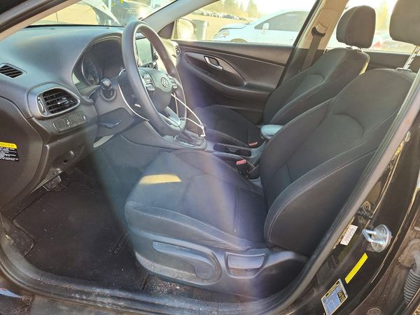 2018 HYUNDAI ELANTRA Elantra GT — DENT
