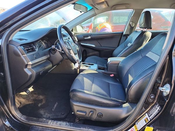2014 TOYOTA CAMRY — DENT