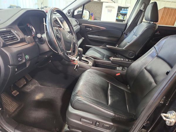2016 HONDA PILOT EXL-N — DENT