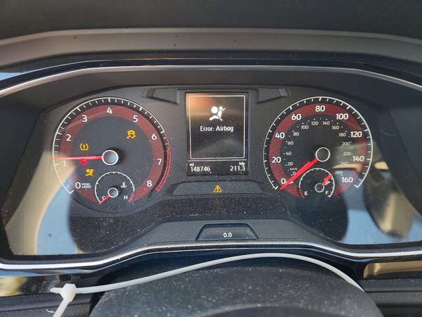 2019 VOLKSWAGEN JETTA S, SE, R-Line — ODOM
