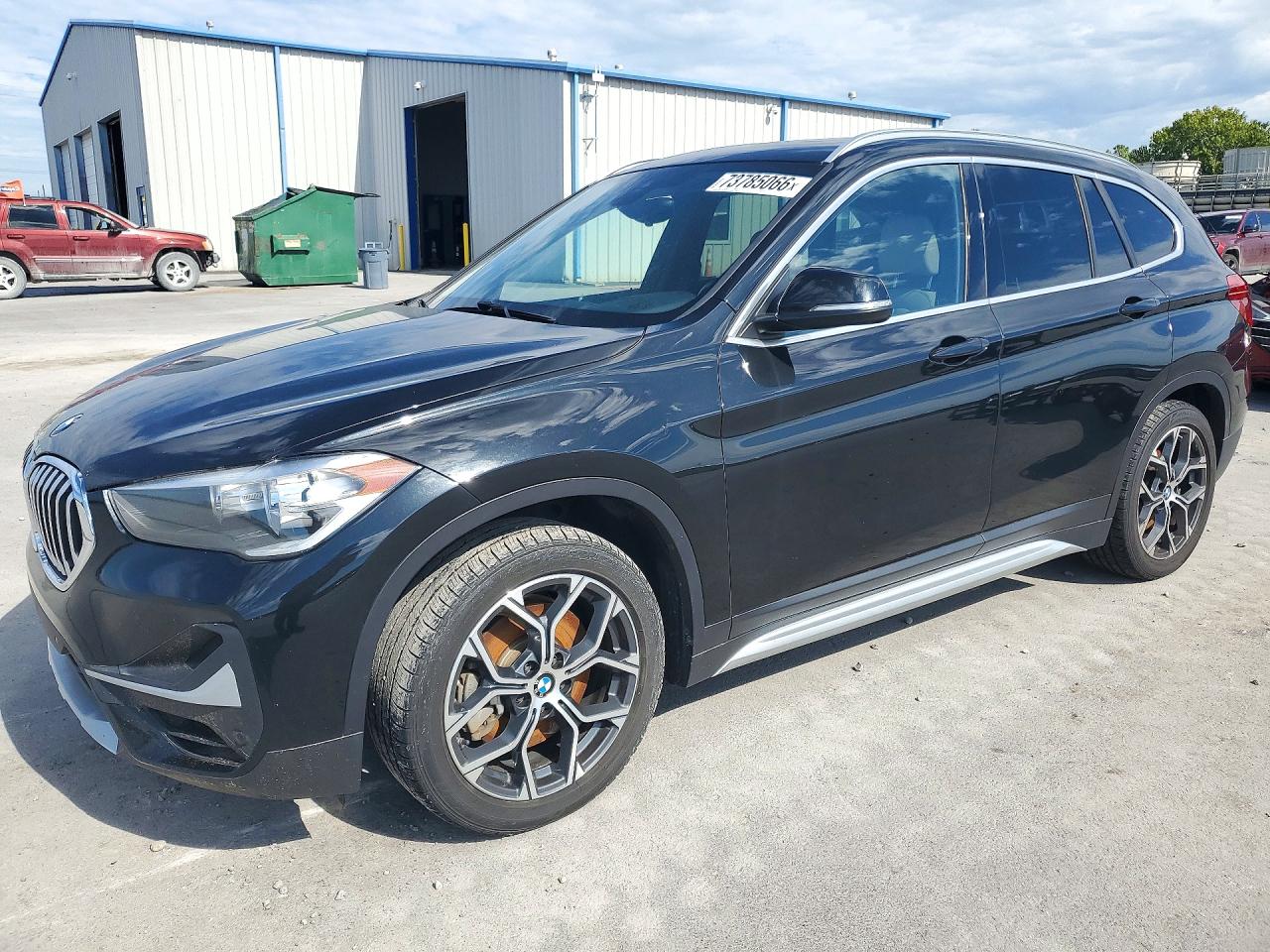 2022 BMW X1 xDrive28i — Front 3/4
