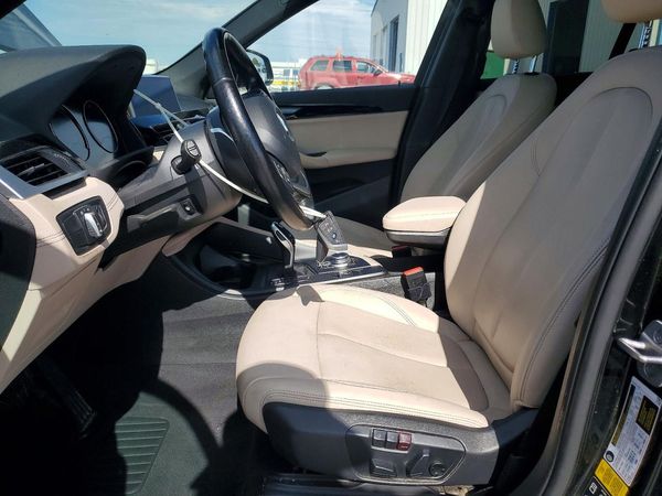 2022 BMW X1 xDrive28i — DENT