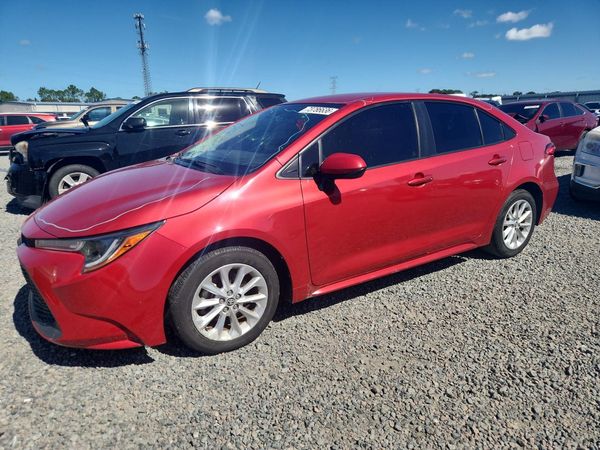 2021 TOYOTA COROLLA LE w/Premium pkg2 — Front 3/4