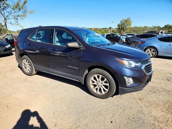 2018 CHEVROLET EQUINOX LS — Passenger 3/4