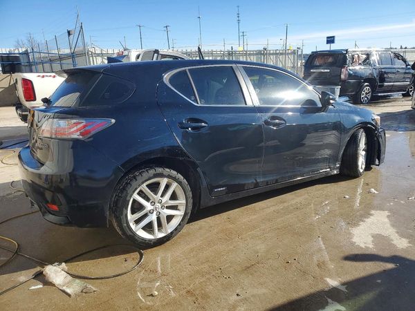 2016 LEXUS CT