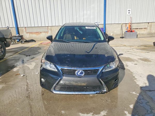 2016 LEXUS CT