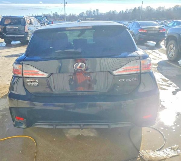 2016 LEXUS CT