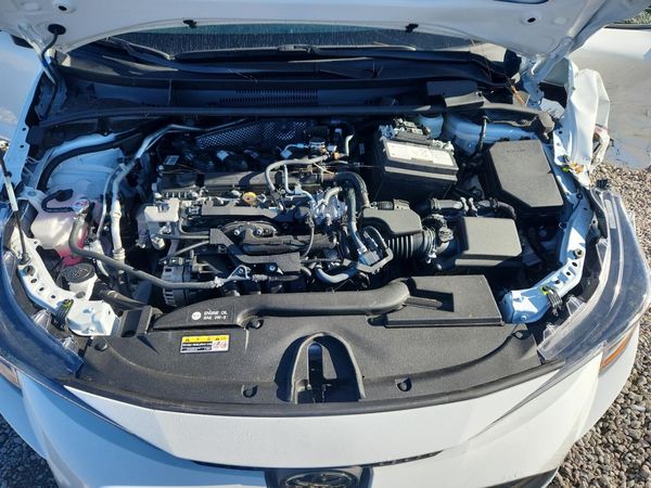 2026 TOYOTA COROLLA LE — Engine bay