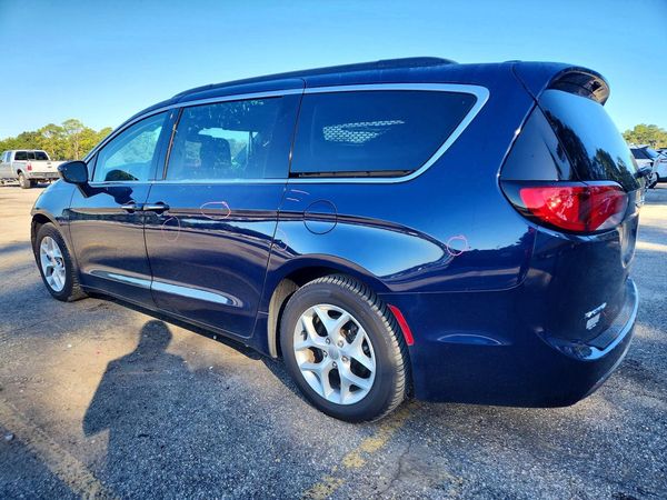 2018 CHRYSLER PACIFICA Touring Plus — DSRA