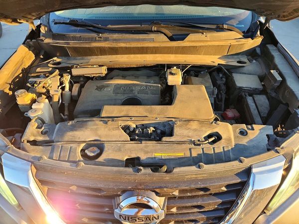 2019 NISSAN PATHFINDER — Engine bay