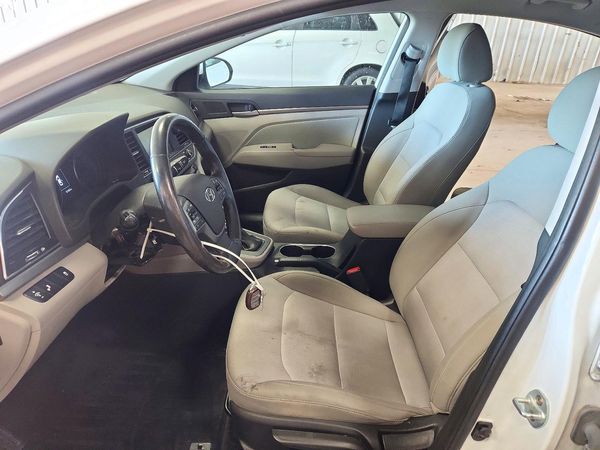 2017 HYUNDAI ELANTRA Sport — DENT