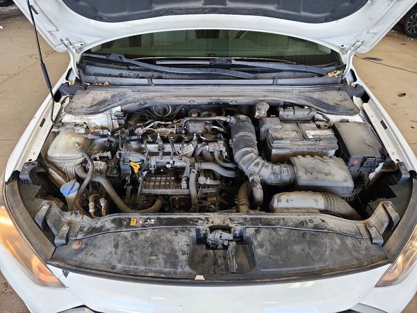 2017 HYUNDAI ELANTRA Sport — Engine bay
