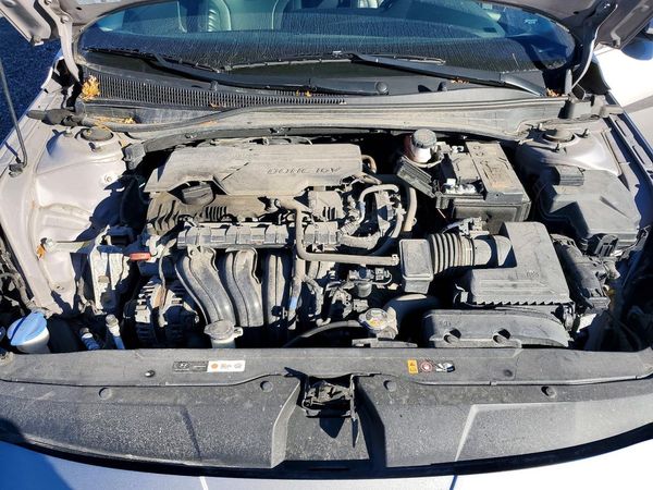 2023 HYUNDAI ELANTRA SEL Premium — Engine bay