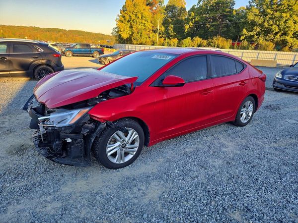 2020 HYUNDAI ELANTRA — Front 3/4
