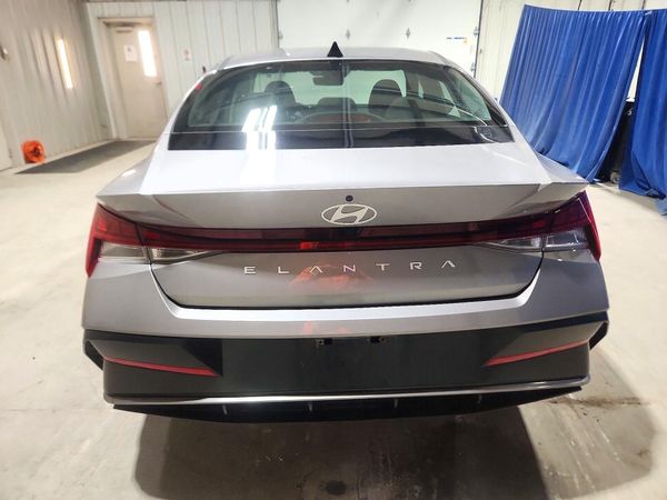 2025 HYUNDAI ELANTRA SEL Convenience — DIRR