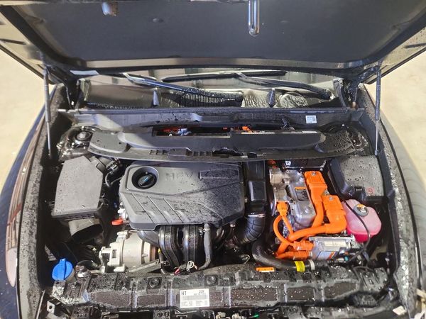 2026 HYUNDAI SONATA Blue — Engine bay