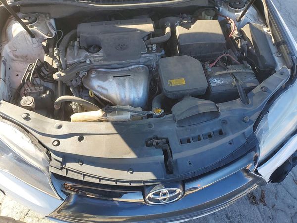 2015 TOYOTA CAMRY
