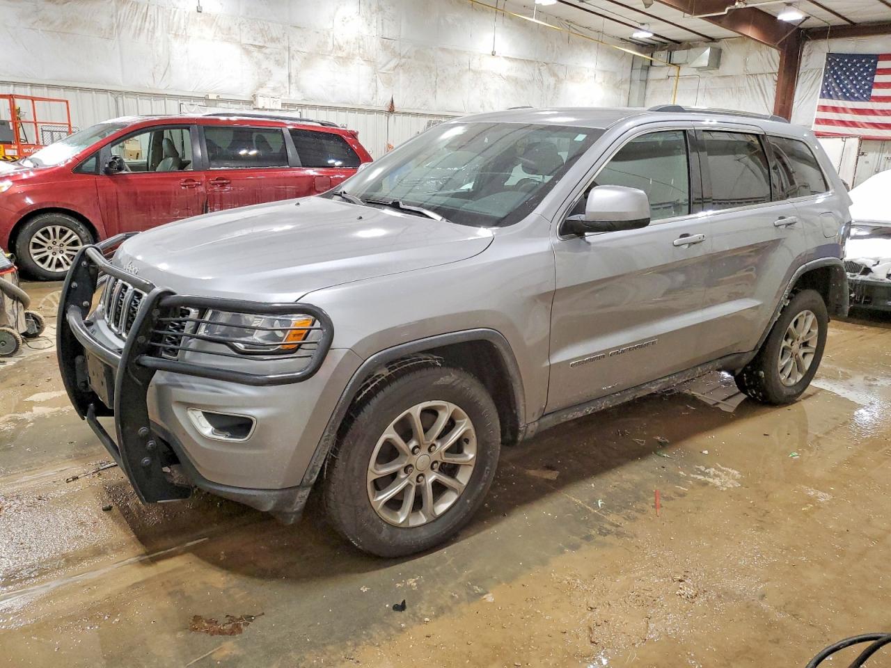 2021 JEEP GRAND CHEROKEE Laredo