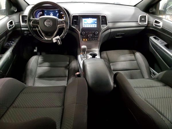 2021 JEEP GRAND CHEROKEE Laredo
