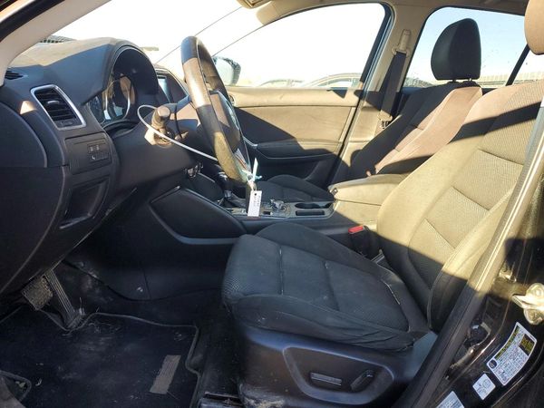 2016 MAZDA CX-5 Touring/GS — DENT