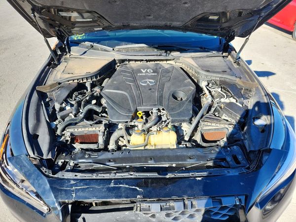 2020 INFINITI Q50 — Engine bay