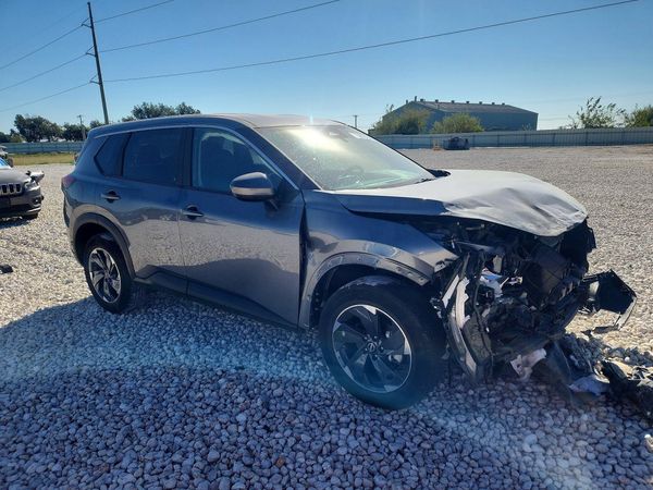 2025 NISSAN ROGUE SV — Passenger 3/4