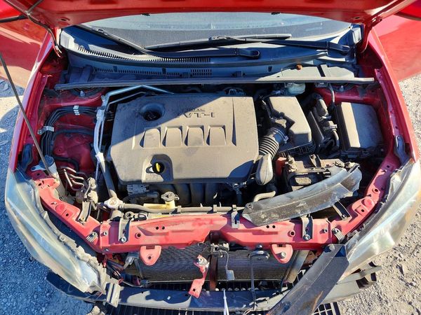 2018 TOYOTA COROLLA L/LE/SE/XLE/XSE — Engine bay