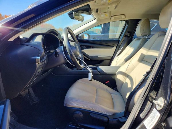 2019 MAZDA 3 — DENT