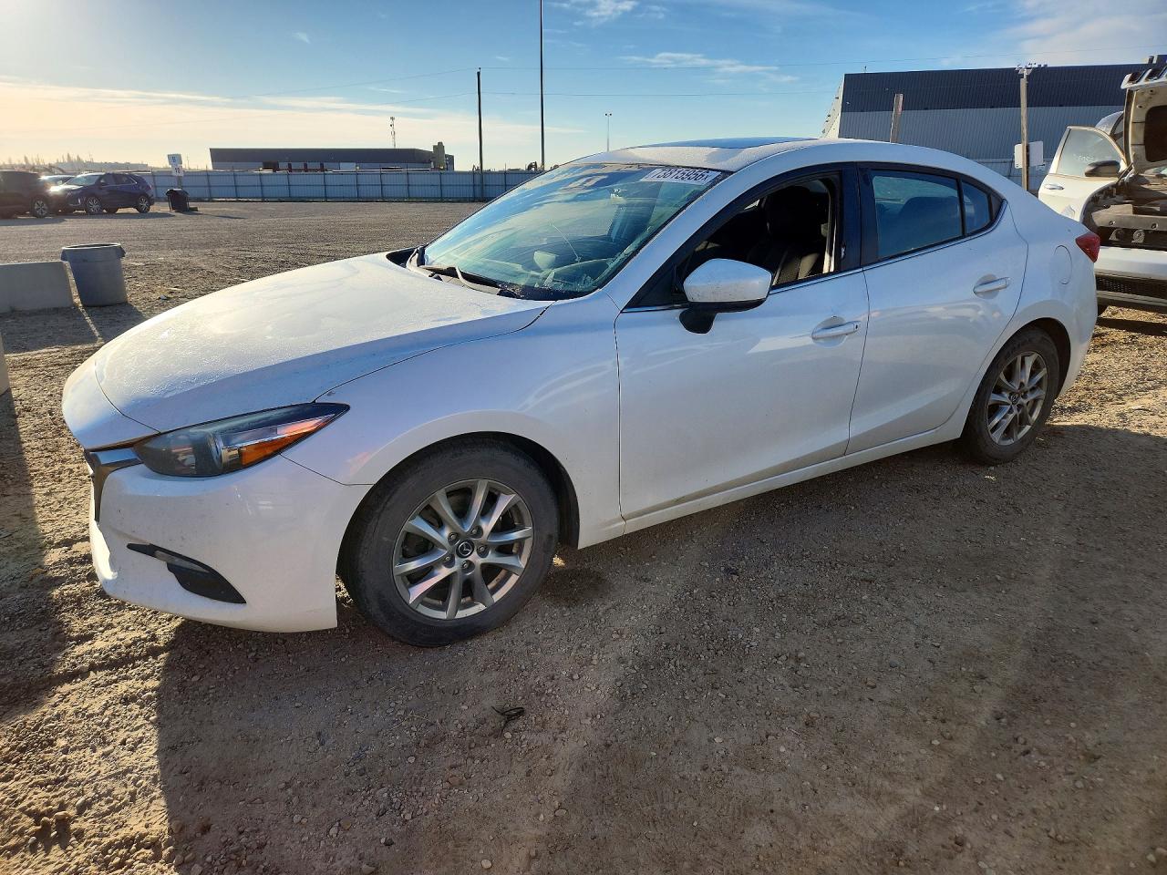2017 MAZDA 3 Touring — Front 3/4