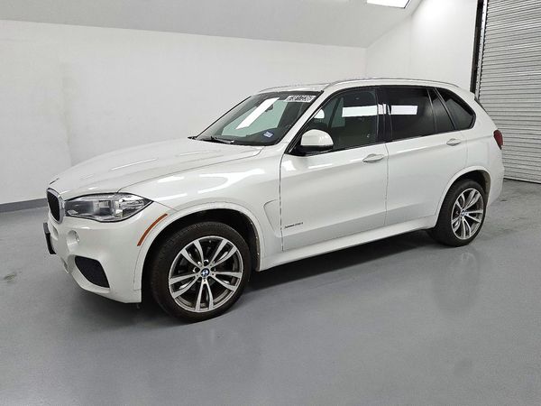 2018 BMW X5 xDrive35i — Front 3/4